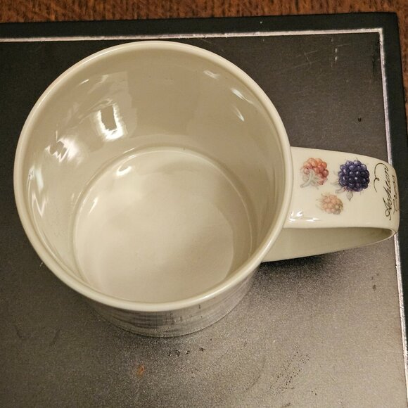 Dunoon Bone China Blackberry Mug. 10 oz. Made in Scotland. New - Picture 4 of 5